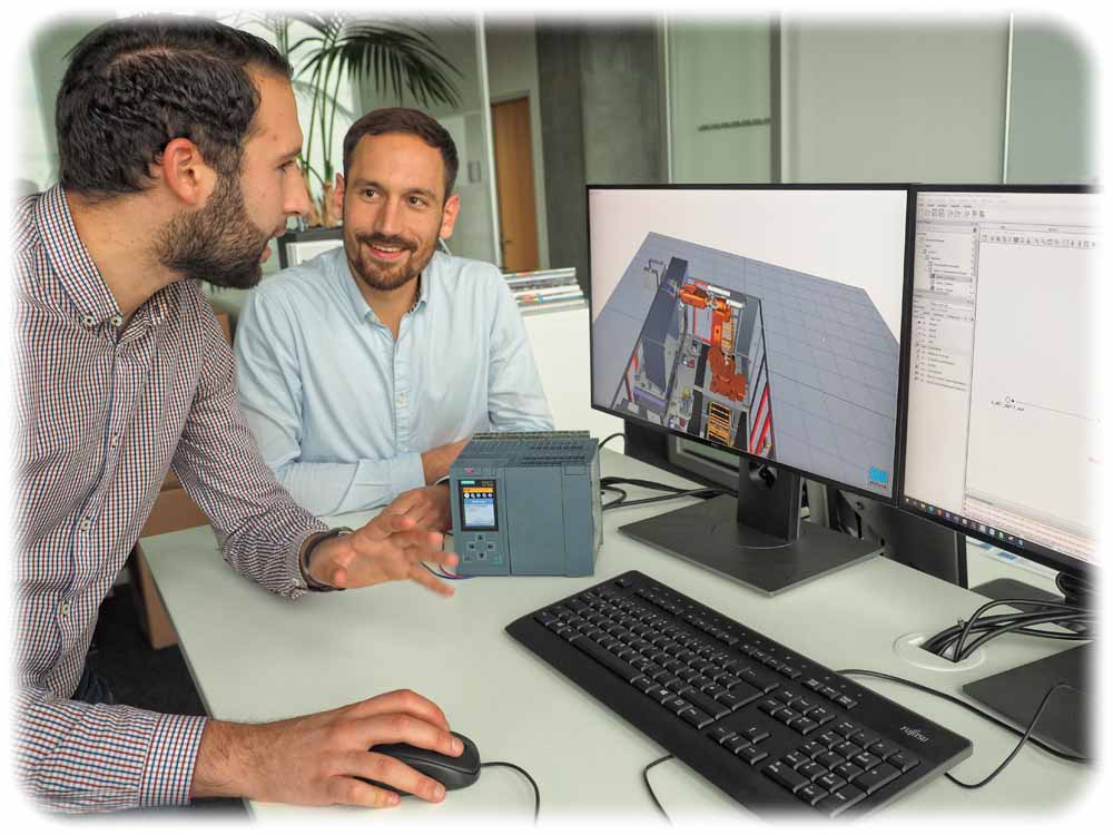 Simulations-Experten bereiten in virtuellen Fabriken den Einsatz von Robotern vor. Foto: ISG