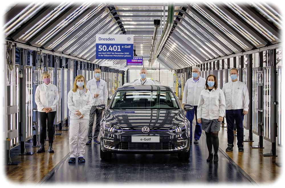 Nach 50.401 Fahrzeugen in der Gläsernen Manufaktur endet die Produktion von E-Golfs in Dresden. Foto: Oliver Killig für Volkswagen