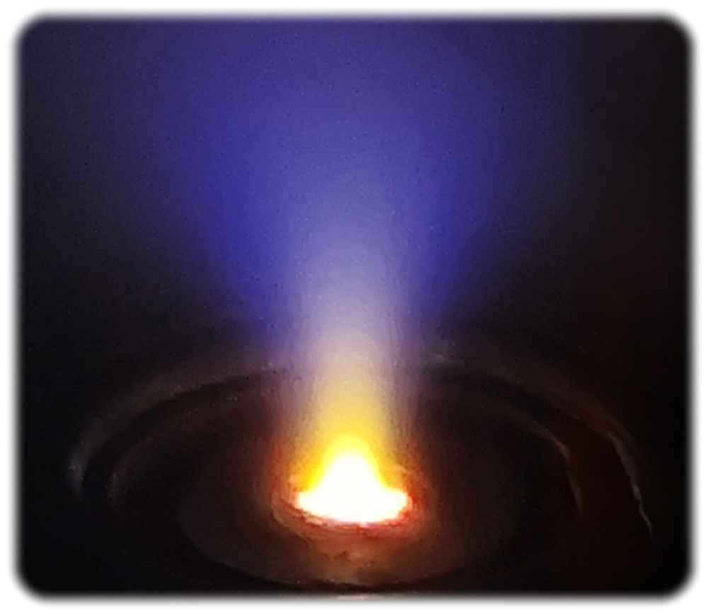 Mit anodischen Bogen-Verdampfern erzeugen Dresdner Fraunhofer-Forscher unter anderem sehr glatte und dünne Zinnoxid-Schichten auf Perowskit-Folien. Foto: Fraunhofer FEP