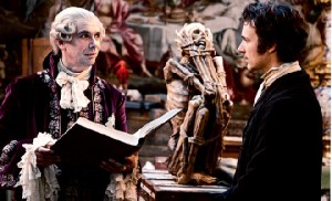 Humboldts Mumien interessieren den Herzog mehr als Gaußens bahnbrechendes Mathematik-Buch. Foto: Warner