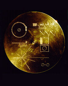 Die Golden Record an Bord der Voyager enthält auch eine Lagebeschreibung der Erde. Abb.: NASA
