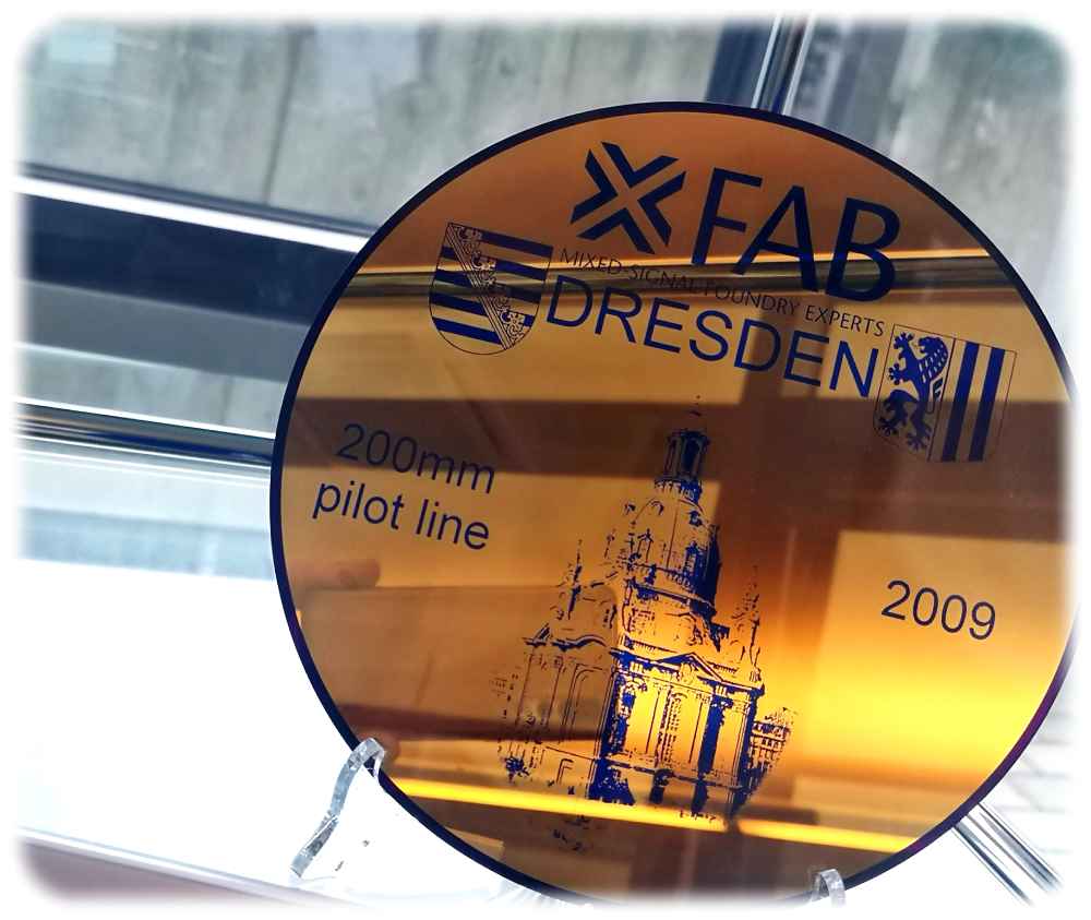 Das Archivbild zeigt einen früheren Pilotlinien-Wafer der X-Fab Dresden. Foto: Heiko Weckbrodt
