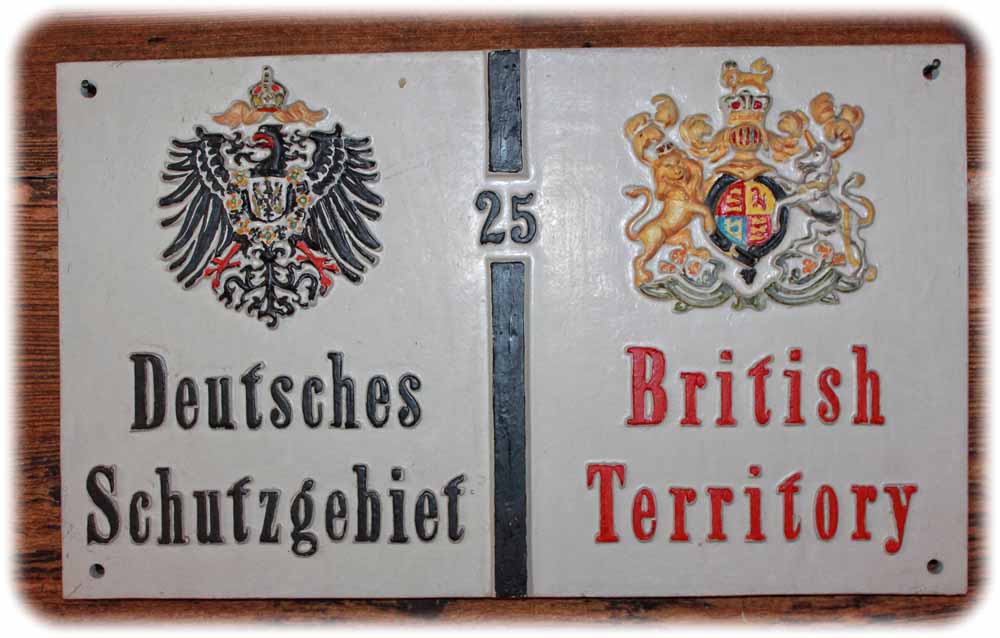 Nostalgie pur: die Markierung der Grenze zwischen einem Deutschen Schutzgebiet und einer britischen Kolonie. Foto: Peter Weckbrodt