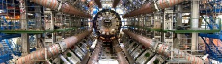 Das 25 Meter hohe „Atlas“-Aggregat für die Higgs-Suche. Abb.: CERN