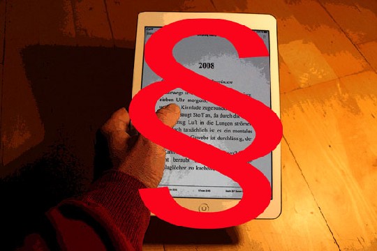Lauit EuGH dürfen eBooks nicht mit dem ermäßigten Mehrwertsteuer-Satz besteuert werden, der sonst für Kulturgut gilt. Foto/Montage: Heiko Weckbrodt