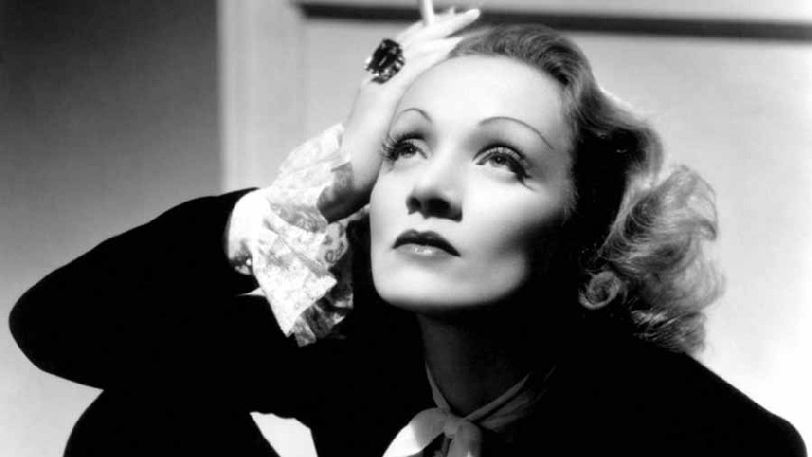 Marlene Dietrich ist im "Blauen Engel" zu sehen. Foto: Ufa, TSD