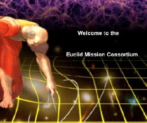 Die dunkle Materie verzerrt laut Vorassagen die Raumzeit des Universums und sorgt ironischerweise für eine nicht-euklidische Geormetrie. Abb.: ESA