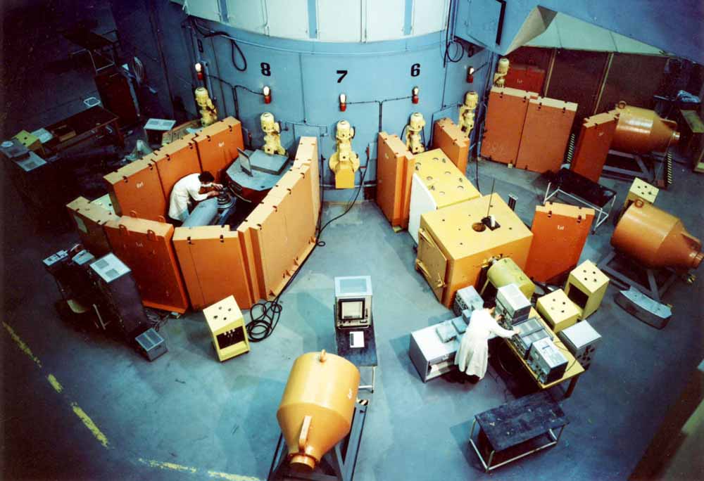 Experimentiereinrichtungen am Forschungsreaktor. Foto: VTKA