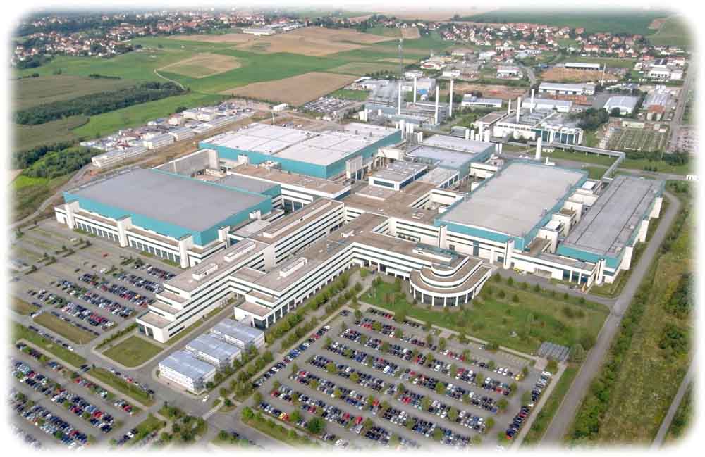 Die Globalfoundries-Fabrik im Dresdner Norden aus der Luft betrachtet. Foto: Globalfoundries Dresden